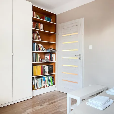 Large 74m2 For 6 Guests With 3 Bedrooms Apartment *
