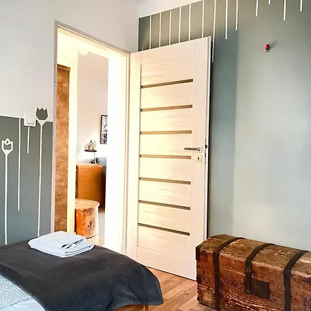 Large 74m2 For 6 Guests With 3 Bedrooms Apartment *